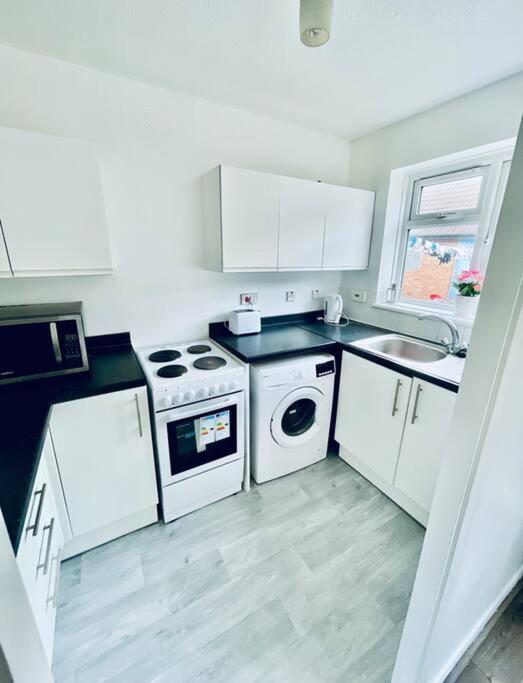 The Herald House Dartford 3 Bedroom Apartment Exterior photo