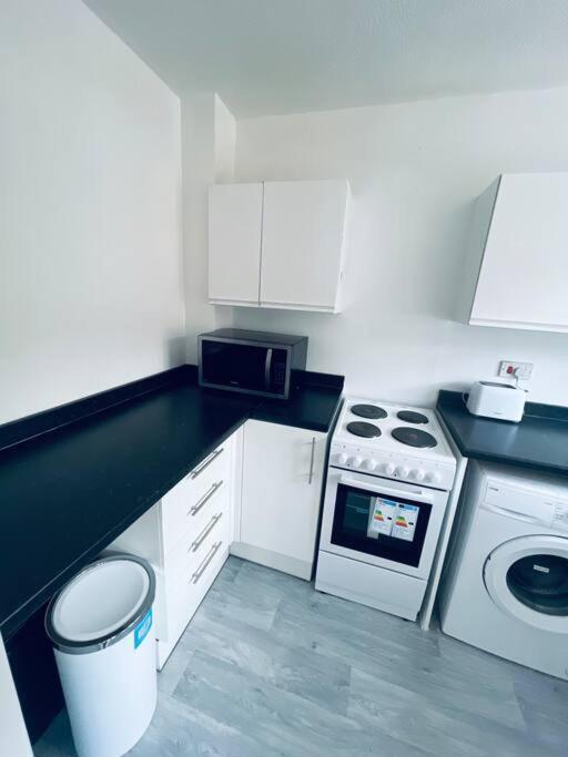The Herald House Dartford 3 Bedroom Apartment Exterior photo