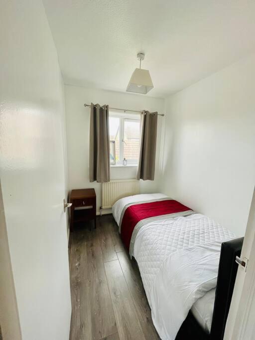 The Herald House Dartford 3 Bedroom Apartment Exterior photo