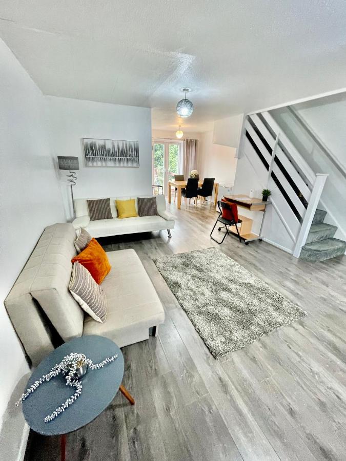 The Herald House Dartford 3 Bedroom Apartment Exterior photo