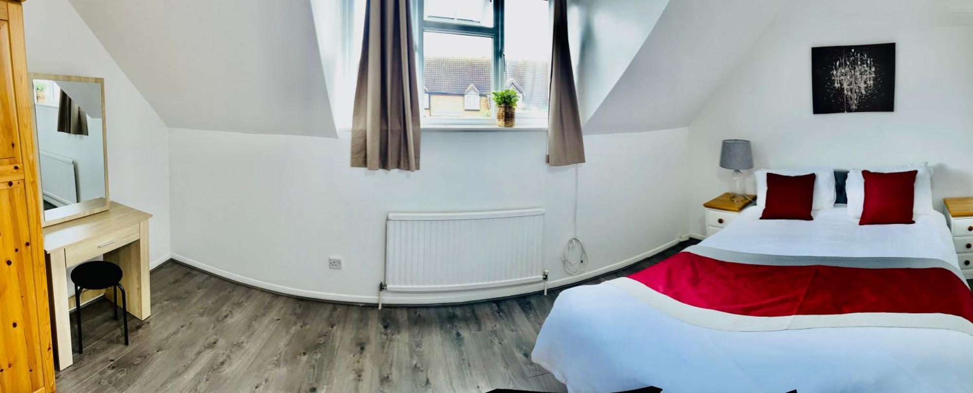 The Herald House Dartford 3 Bedroom Apartment Exterior photo